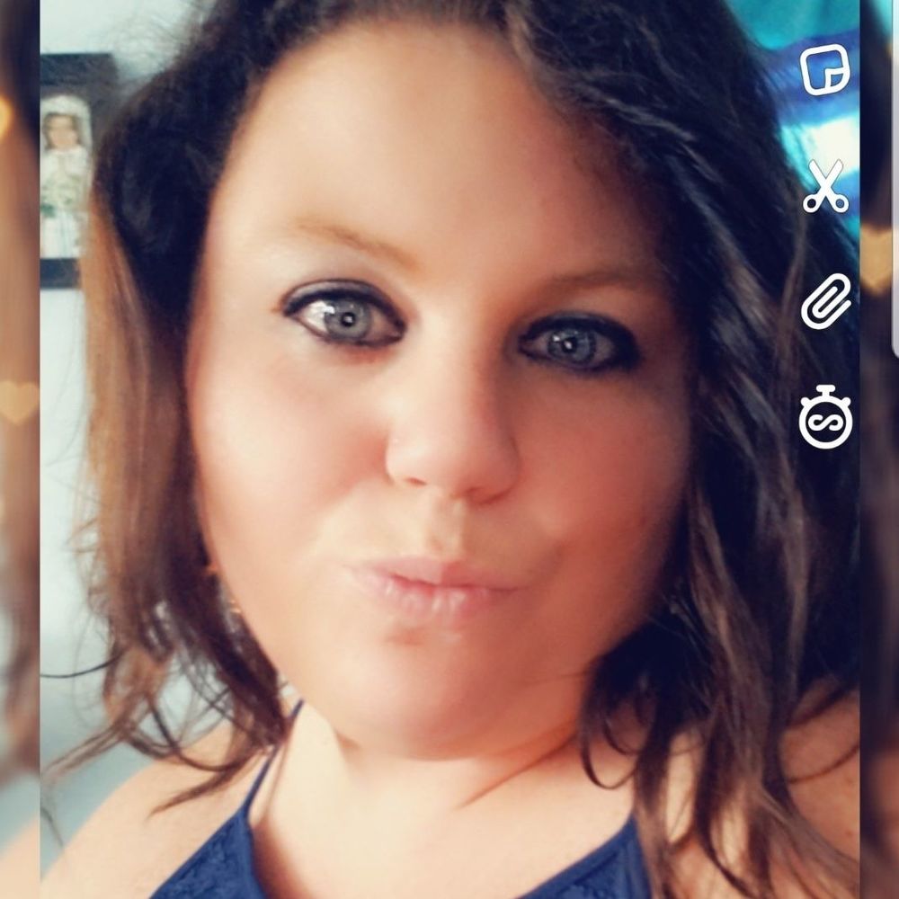 Meet your Posher, Carrie